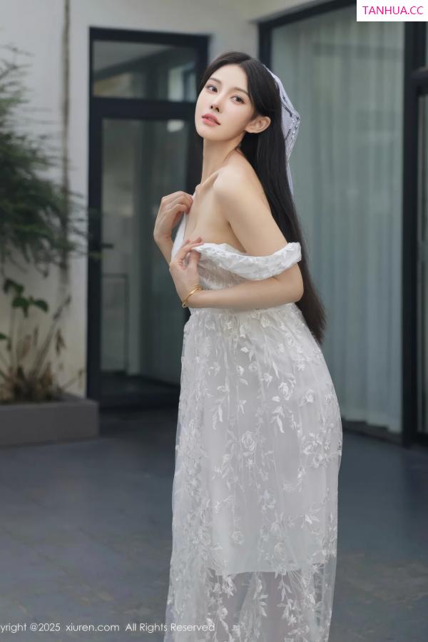   [XiuRen]高清写真图 2025.08.18 No.10661 梨霜儿 白色婚纱第38张图片